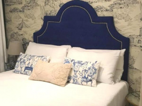 Отель Your Home in Bairro Alto  Лиссабон